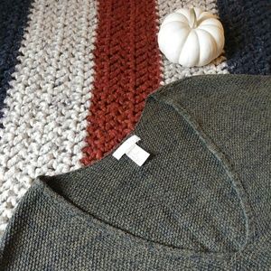 Cozy Green H&M Sweater V-Neck